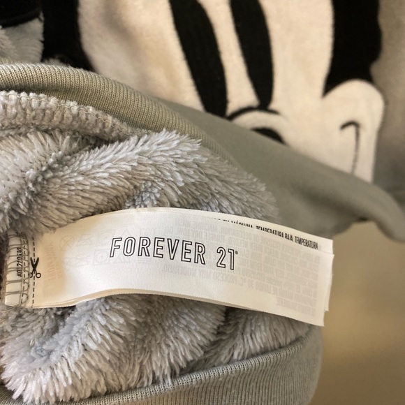 Forever 21 x Disney Mickey Mouse Sleep Shirt - Picture 5 of 5